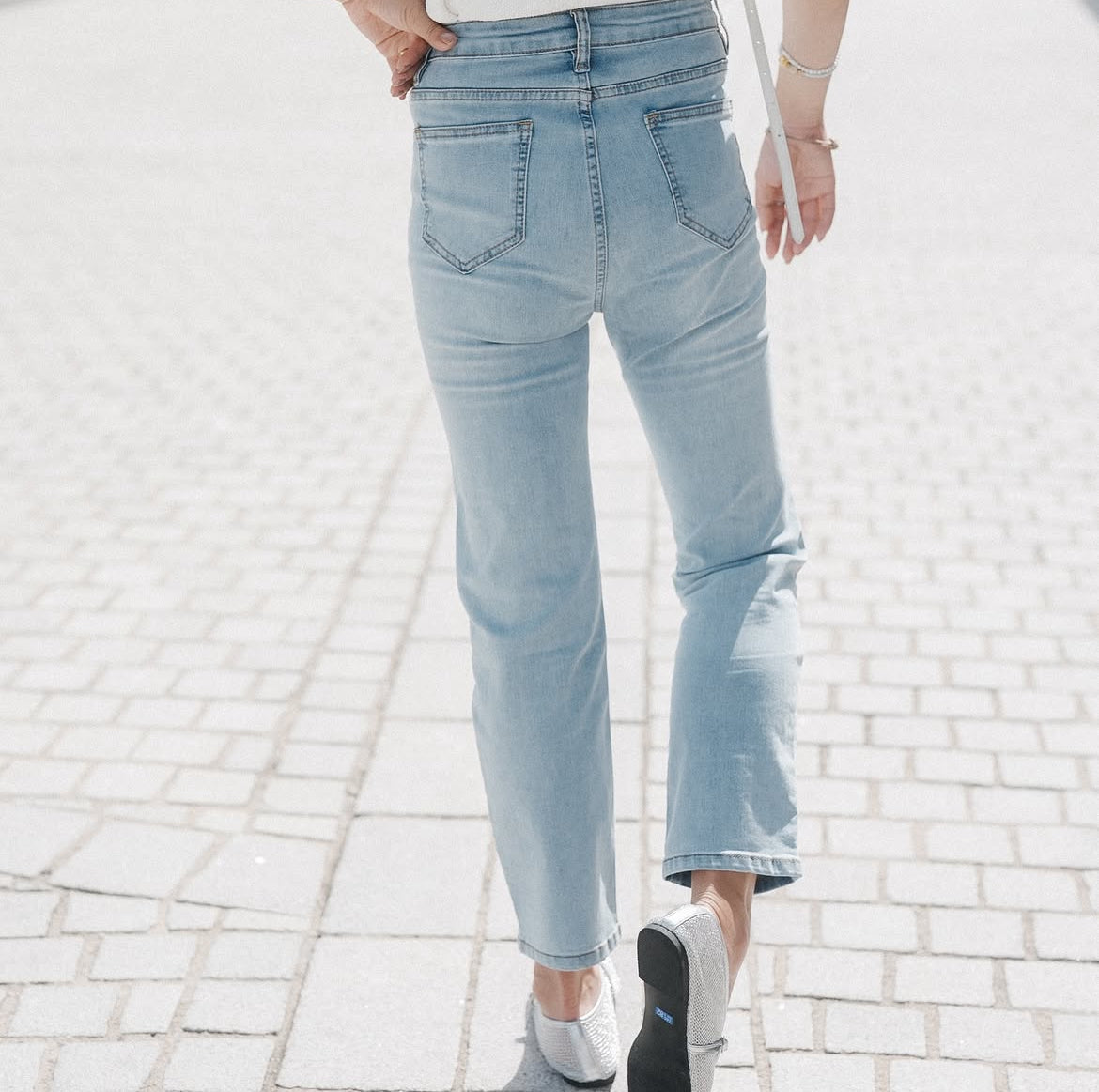 Wandering Heart Jeans - P0051