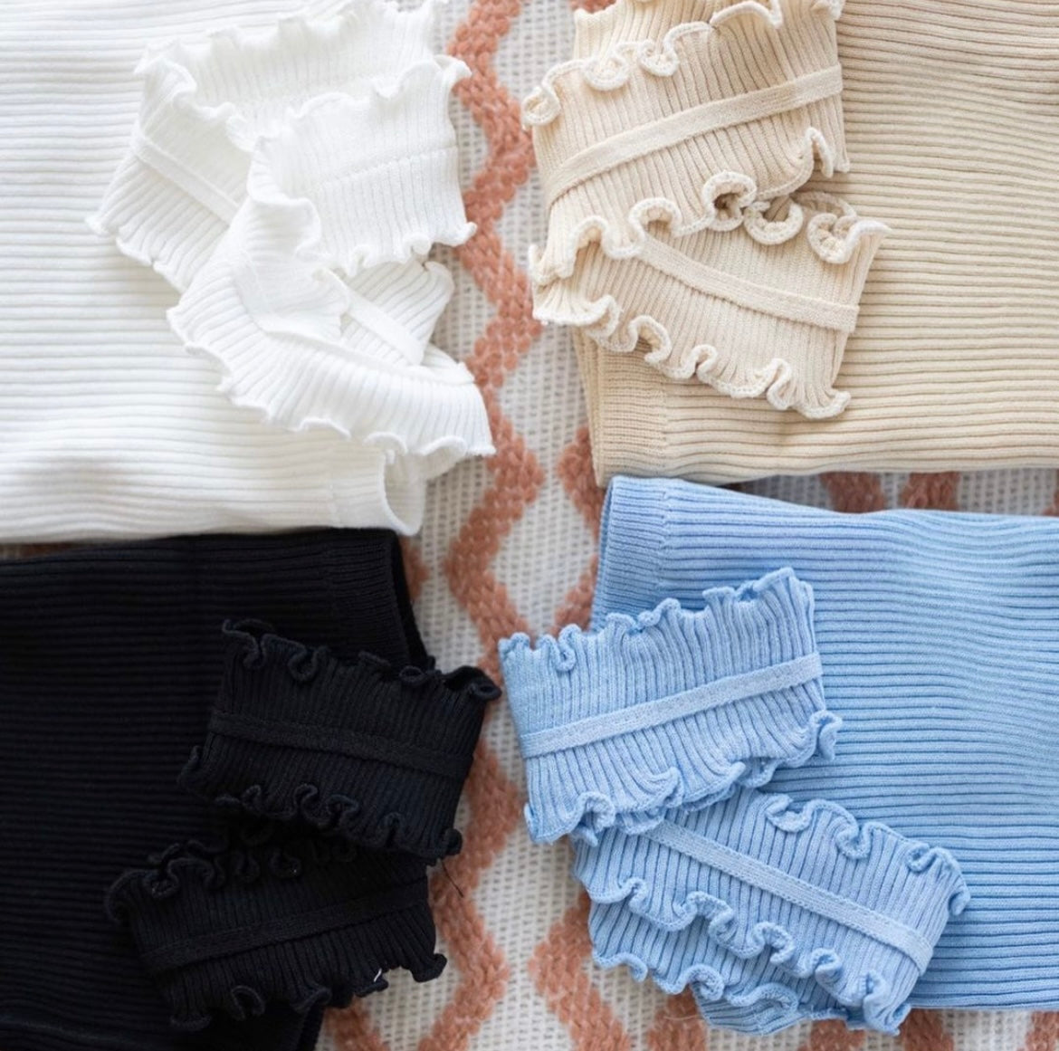 【現貨】 Its Blossom Time Top - T0251