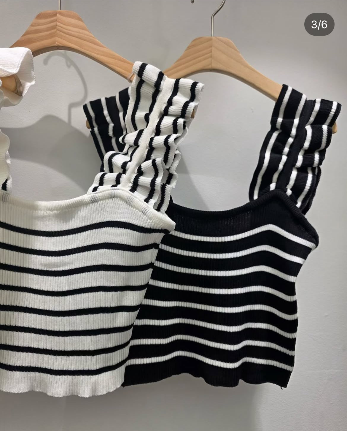 [KR] Twist & Ruffles Top - KRT321