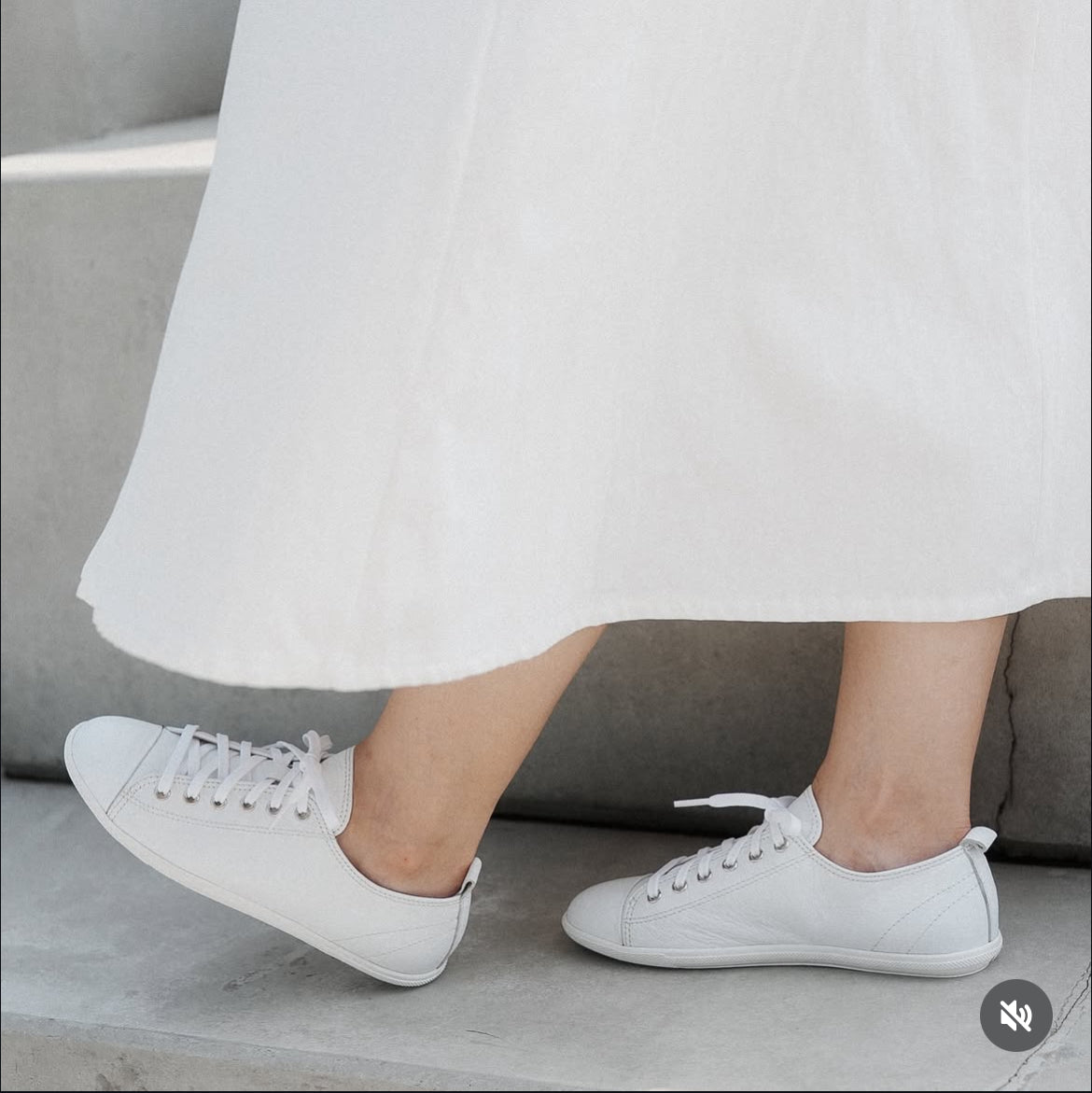 [KR] Stay Pure Leather Sneakers - KSH05