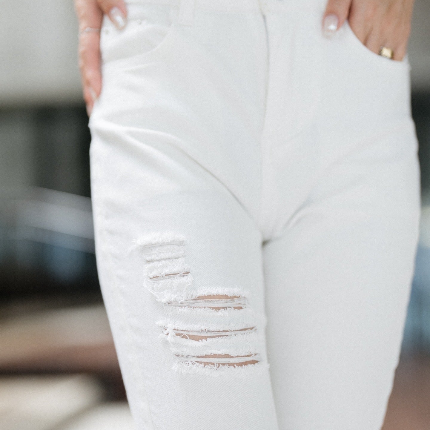 White Bunny Denim Pants P0045