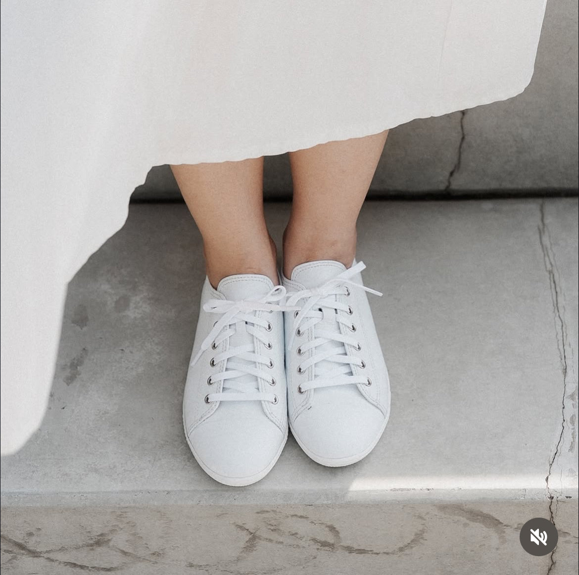 [KR] Stay Pure Leather Sneakers - KSH05